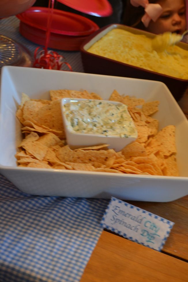 Wizard of Oz Party – Food! | Food, Wizard of oz, Dory birthday
