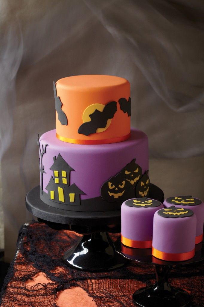 halloween taartcake adorable sorry no english but the