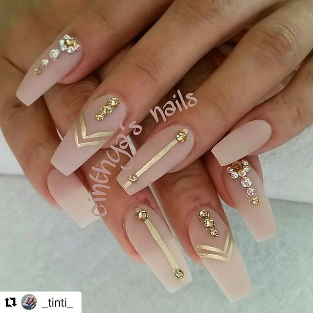 Best 25+ Gold Acrylic Nails Ideas On Pinterest Classy Acrylic clear nude with gold accent nails! - Best 25+ Gold Acrylic Nails Ideas On Pinterest Classy Acrylic