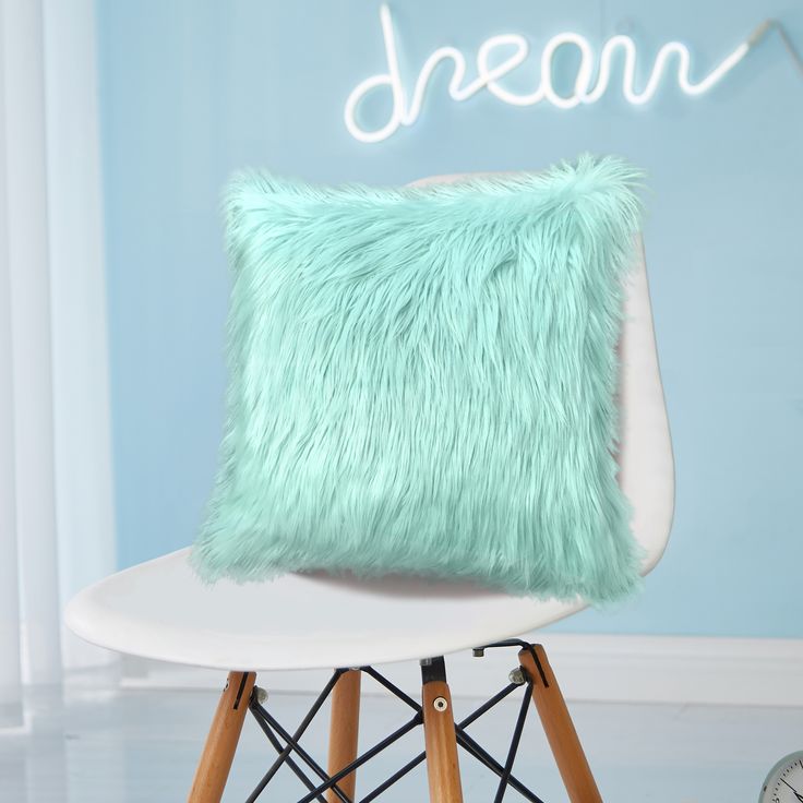 Mainstays Flokati Decorative Throw Pillow 16 X Classic Mint Com In 2021 Pillows Sets Decorative Throw Pillow Sets, Flokati Faux Fur Round Throw Pillow