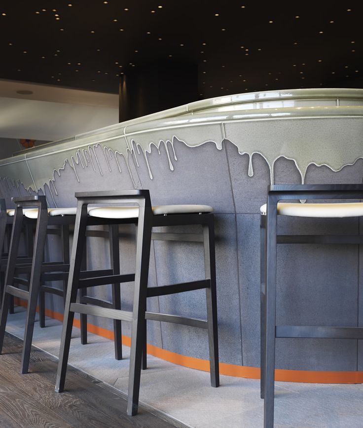 https://i.pinimg.com/736x/65/36/d1/6536d1bc92898df1840723bc27bde836--bar-counter-counter-design.jpg