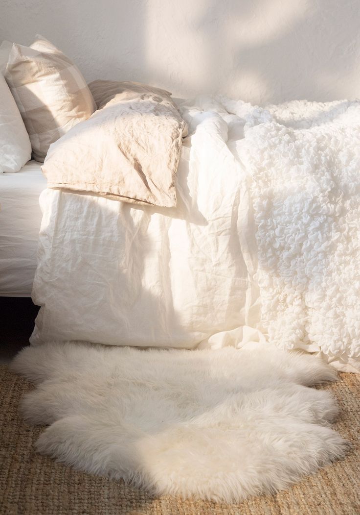 Best 25 Fuzzy Rugs Ideas On Pinterest White Rug 6 Things That Bring Serenity To Any Room Beyond Candles Fuzzy Rugsmy