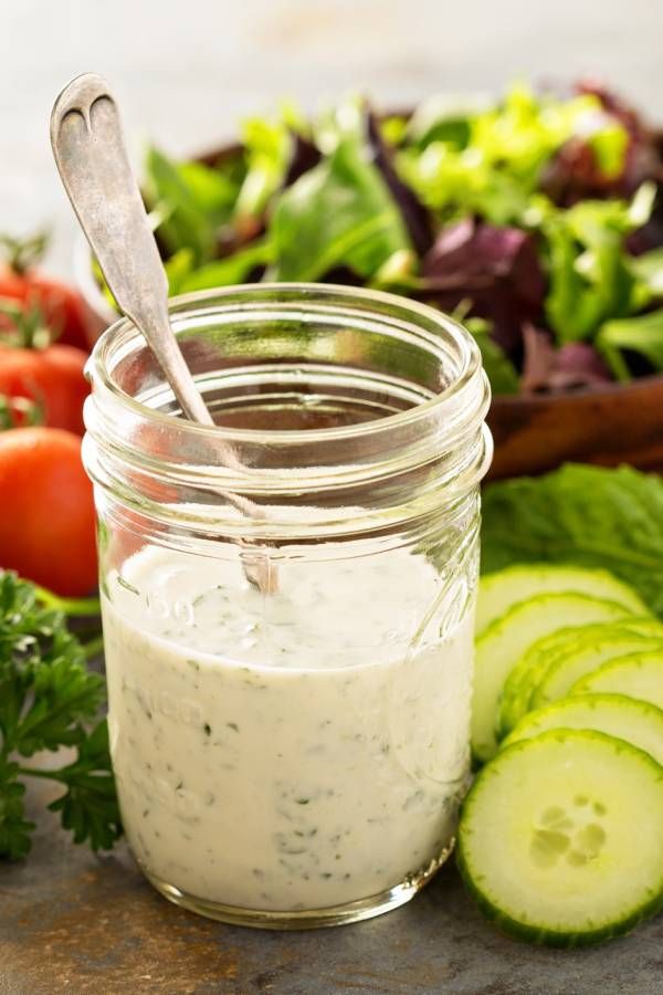 Joghurt-Dressing für Salat: Schnelles Rezept