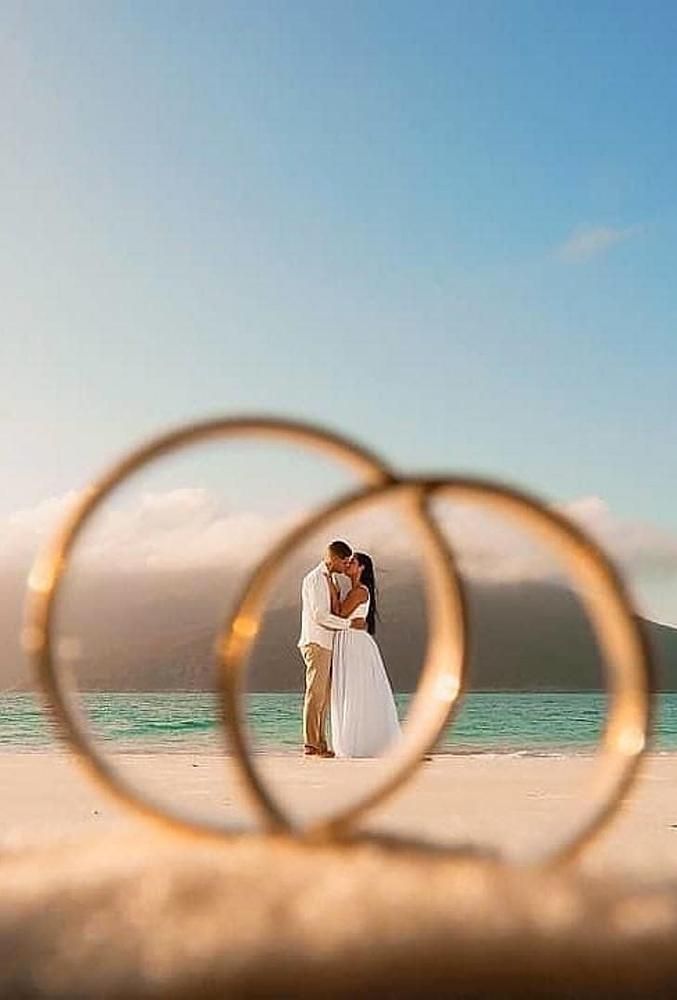 24 Creative Wedding Photo Ideas Poses With Images Creative