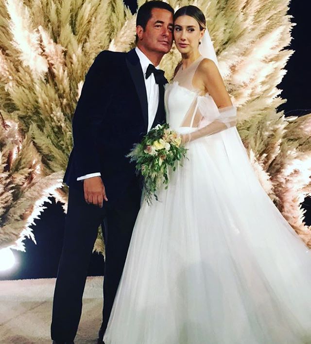 esra aytekin adli kullanicinin wedding dresses bridal gowns wedding accessories wedding shoes wedding venues and more panosundaki pin gelinlik the dress gelin esra aytekin adli kullanicinin wedding dresses bridal gowns wedding accessories wedding shoes wedding venues and more panosundaki pin gelinlik the dress gelin