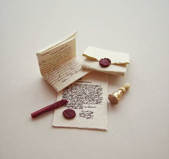 tiny little things dollhouse