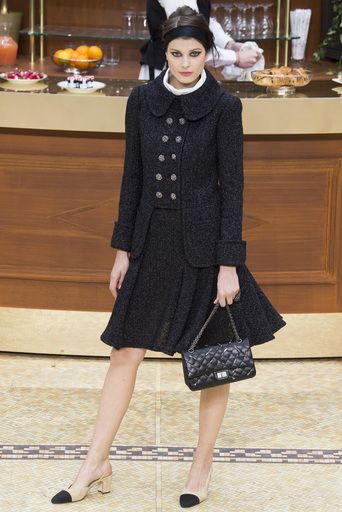 15 16秋冬プレタポルテ シャネル Chanel ランウェイ コレクション ファッションショー Vogue Japan ランウェイ ファッション ファッション エレガンスファッション 15 16秋冬プレタポルテ シャネル Chanel ランウェイ コレクション ファッションショー Vogue Japan ランウェイ ファッション ファッション エレガンスファッション