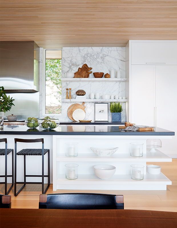 Kitchen Cabinet Showrooms Showroom Del Mar Cream Glaze Kitchen Cabinets Low Cost Kitchen Landhauskuche Kuchenboden Kuchenrenovierung