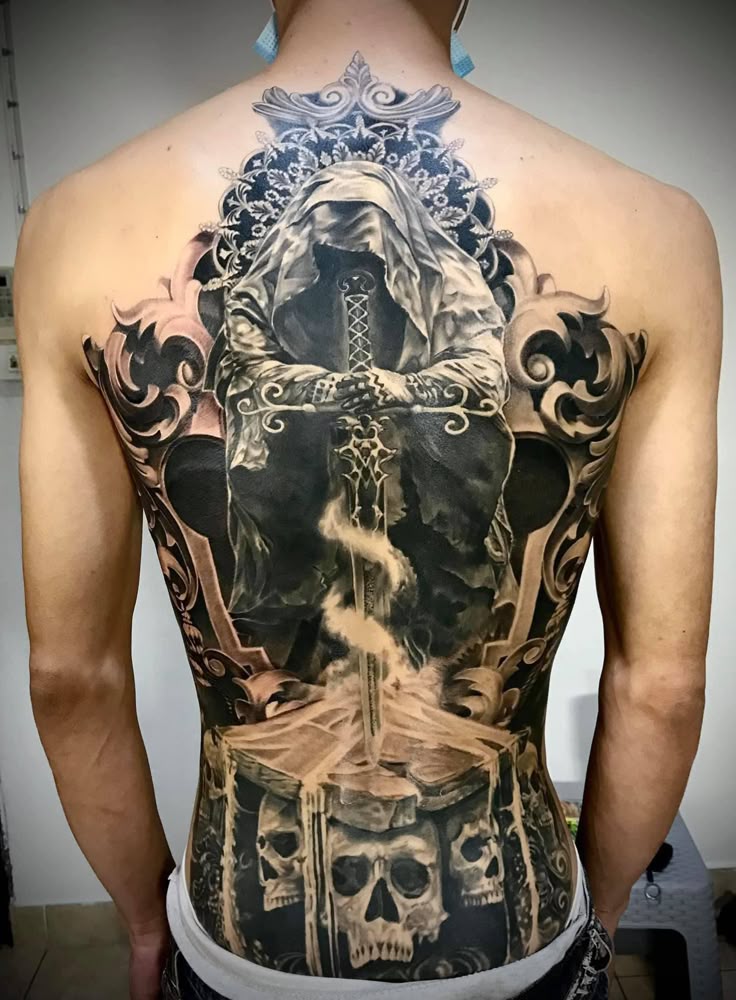 Back Tattoos for Guys: Cool and Edgy Body Art Back Tattoos for Guys: Cool and Edgy Body Art