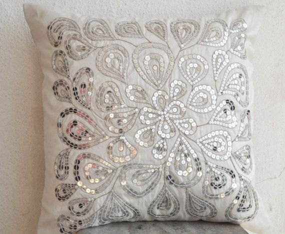Best 40 Throw Pillows Images On Pinterest Pillows Bedrooms And Amazing Embellished Decorative Pillows Best 40 Throw Pillows Images On Pinterest Pillows Bedrooms And Amazing Embellished Decorative Pillows