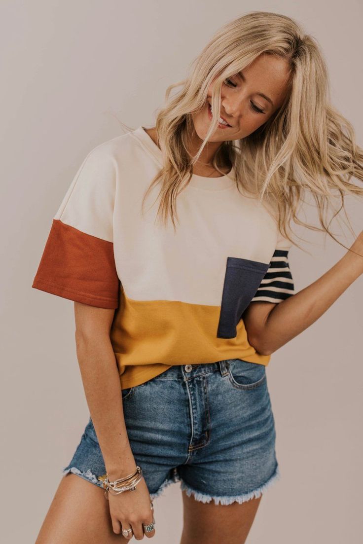Feb 12, 2020 - Basic Pocket Tee. Simple Tee Shirt Outfits For Women. Cute and Casual Outfit Inspiration. | ROOLEE