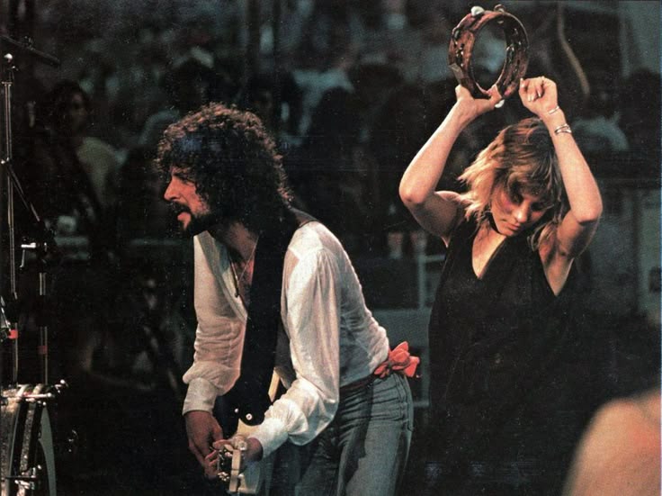 The Meaning of Fleetwood Mac’s “Landslide” Stevie nicks fleetwood mac