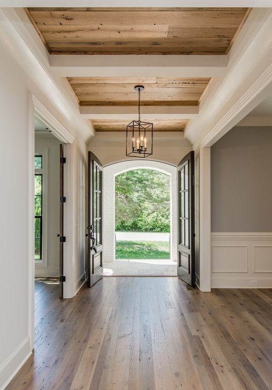 Foyer Color Ideas best 25+ foyer chandelier ideas on pinterest | entryway chandelier Foyer Color Ideas best 25+ foyer chandelier ideas on pinterest | entryway chandelier