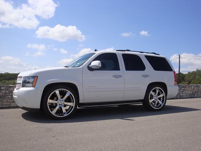 Tahoe w/ 24" rims | Chevrolet | Chevy, Chevrolet suburban ... Tahoe w/ 24" rims | Chevrolet | Chevy, Chevrolet suburban ...