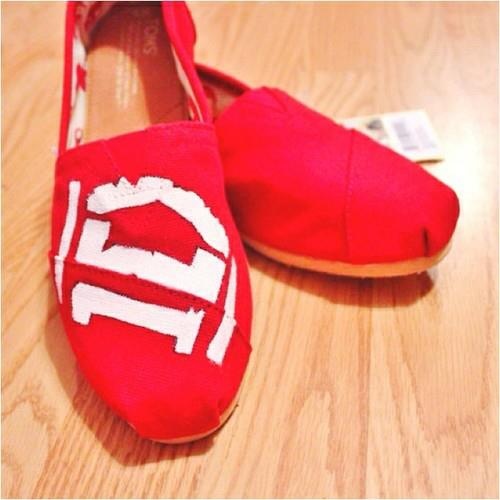 jessica murray toms shoes inc