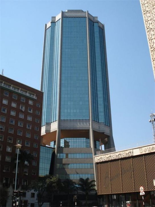 Zimbabwe - New Reserve Bank Tower - Harare | Zimbábue