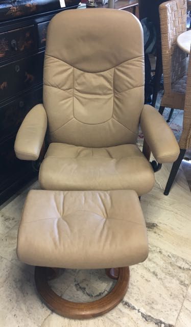 stressless chair prices ottoman special low price ekornes stressless chair and ottoman everything great recliner should be comfortable wellu2026 furniture for your florida home in stressless chair prices ottoman special low price ekornes stressless chair and ottoman everything great recliner should be comfortable wellu2026 furniture for your florida home in