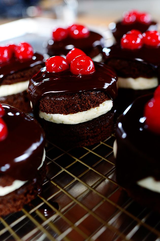 Ree Drumond Chocolate Devils Food Cake With Chocolate Ganache Ree Drumond Chocolate Devils Food Cake With Chocolate Ganache
