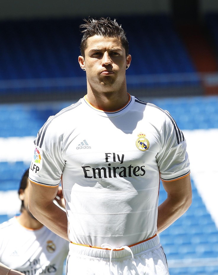 Pin Di Alyssa Seeney Su Football Celebrities Calciatori