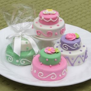 Chocolate Oreo Cookie Wedding Cake Favors Chocolate Oreo Cookie Wedding Cake Favors