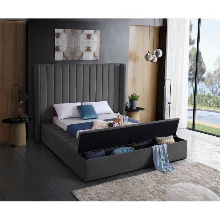 Rick Tufted Upholstered Platform Bed Frame With Storage Adjustable Beds Meridian Furniture Rick Tufted Upholstered Platform Bed, Geralyn Upholstered Storage Platform Bed King