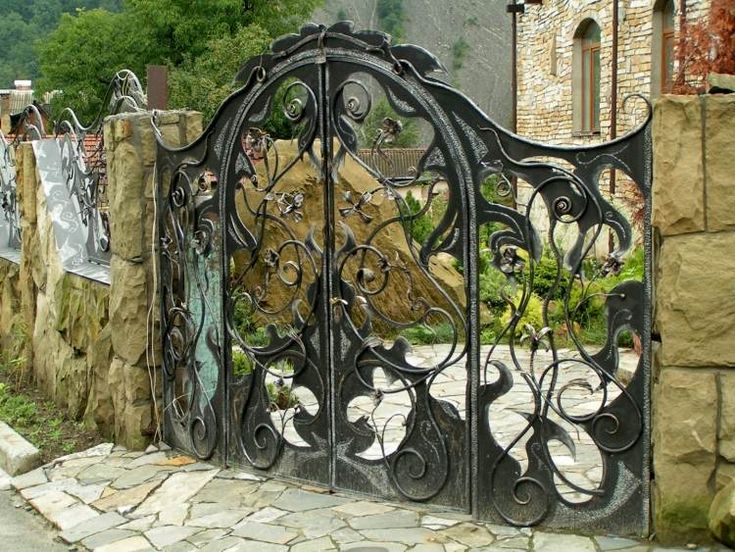 20 best portail gate images on Pinterest Iron doors, Wrought - portail de maison en fer 20 best portail gate images on Pinterest Iron doors, Wrought - portail de maison en fer