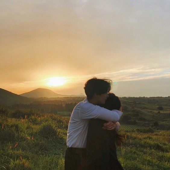 Pin by Dayna on to my youth Couples, Ulzzang couple, Couple aesthetic jpg (564x562)