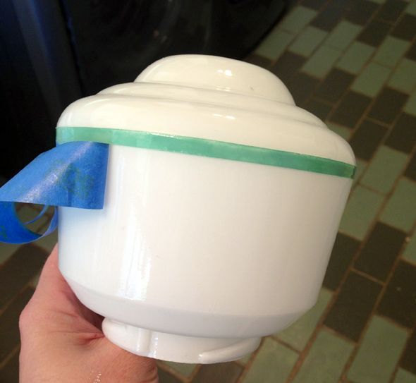 Can You Paint Glass Light Fixtures Diy Paint Glass Lights Changing Up Your Light Fixtures With A Little Paint Glass Light Fixtures Painting Light Fixtures Glass Crafts