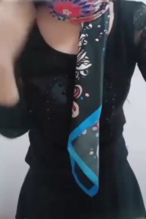 DIY Tie a Beautiful & Creative Scarf! 😍