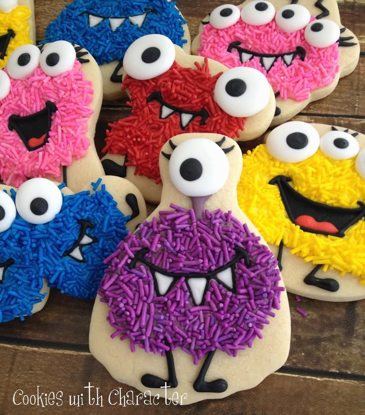 cookies with character sprinkle monster cookies tutorial on sugared pro halloween cookies decoratedhalloween sugar