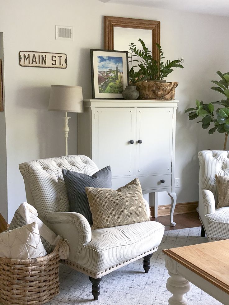 How I transformed a dated living room into a vintage farmhouse decor haven. Come...
