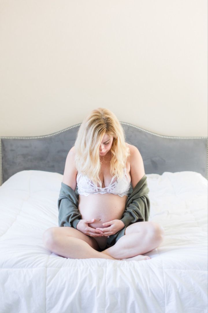 Stunning Indoor Maternity Session Lace And Bralette Natural Light In Home Session In 2020 Maternity Inspiration Maternity Session Maternity