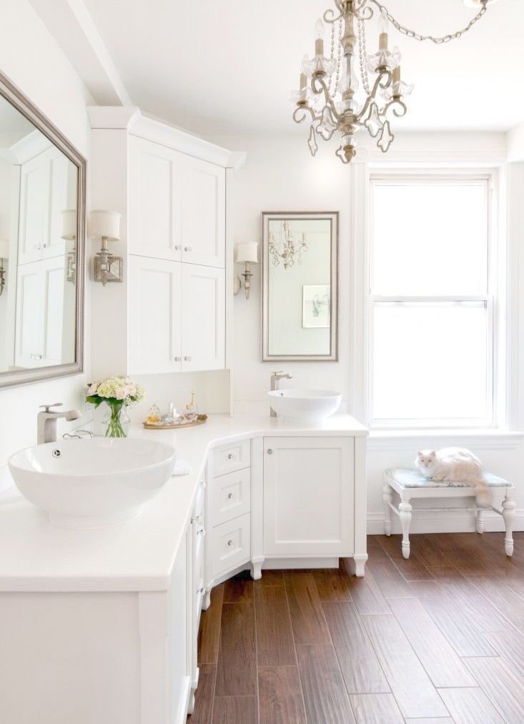 Elegant Bathroom Lighting Luxury Bathrooms In Pakistan Masterbathroompakistan Corner Bathroom Vanity White Bathroom Designs Cottage Style Bathrooms