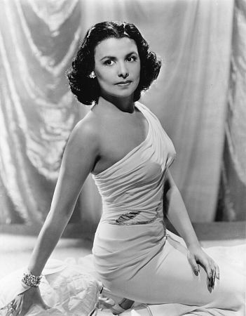 Pictures of lena horne in a flapper dress Pictures of lena horne in a flapper dress
