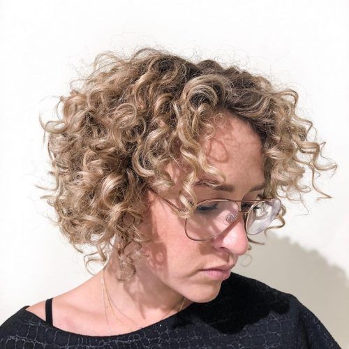 Blonde messy skinny curly