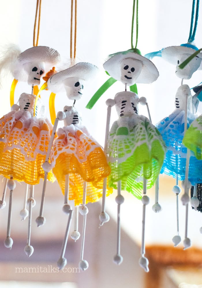 mami talks da de los muertos decorations catrinas