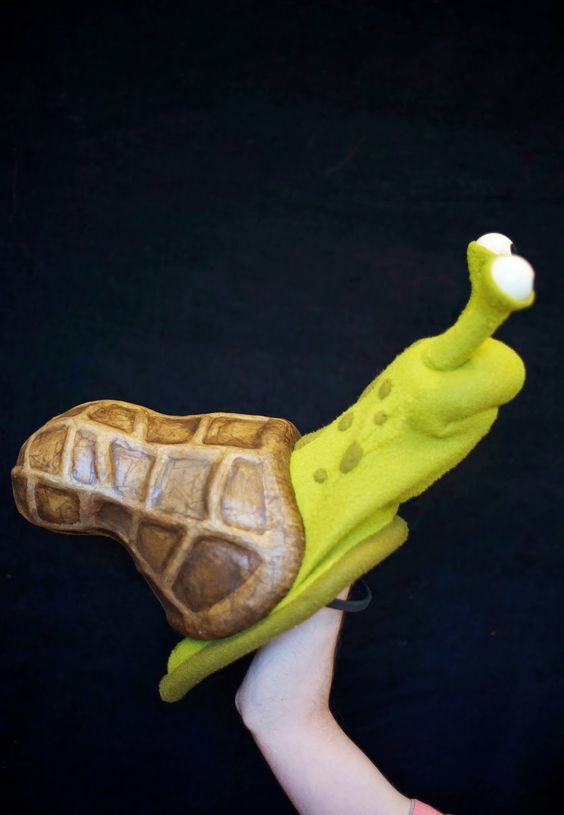 Gloryhole pics / movies Midget from total recall