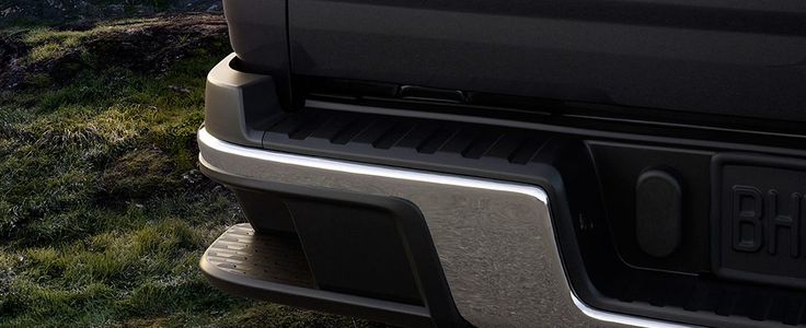 CANYON FIRST-IN-CLASS FEATURES INCLUDE THE STANDARD CORNERSTEP REAR