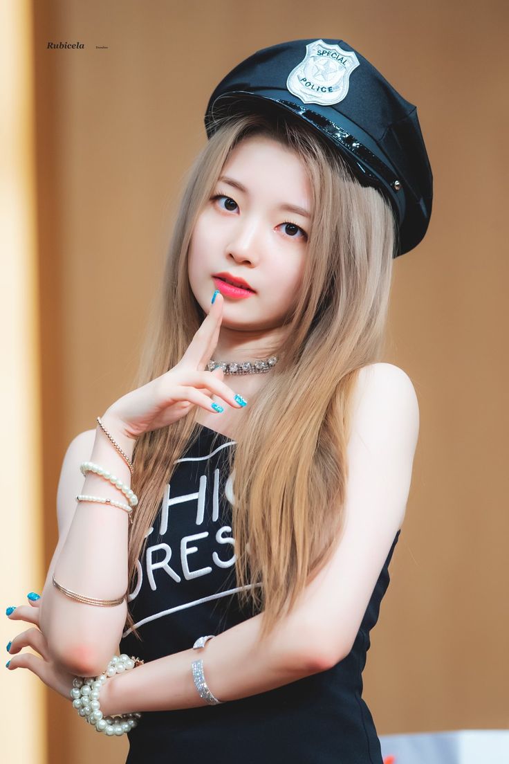 yeonhee rocket punch kpop girls fashion girl yeonhee rocket punch kpop girls fashion girl