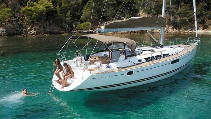 Pin By Juan Grillo On Veleros Sailing Liveaboard Sailboat Sailing Trips