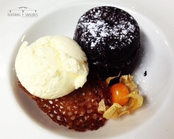 Coulant De Chocolate Chocolate Coulant Helado De Vainilla