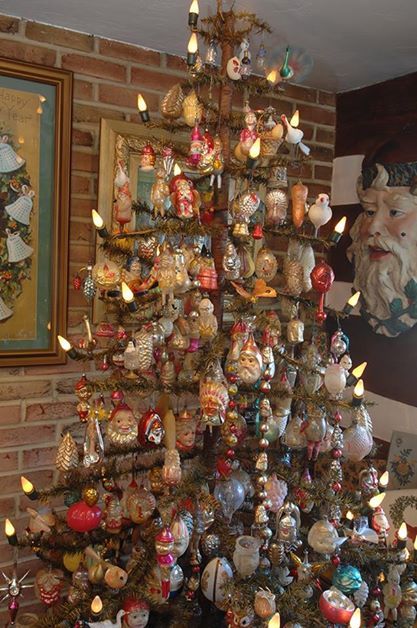 figural glass ornaments on golden glow of christmas past members steve and dottie wilts feather tree - Golden Glow Of Christmas Past figural glass ornaments on golden glow of christmas past members steve and dottie wilts feather tree - Golden Glow Of Christmas Past