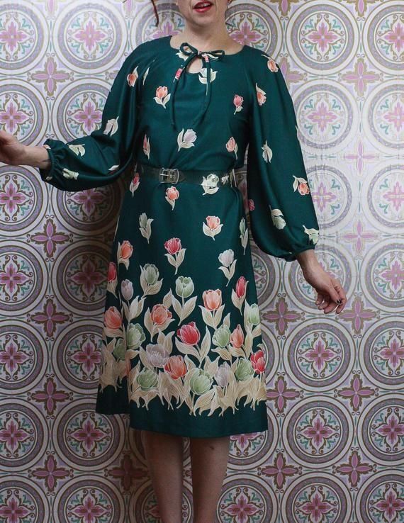 Size Medium Silky Slouchy Draped Shirt SALE 80/'s Green Button Down Blouse Utilitarian Shoulder epaulets