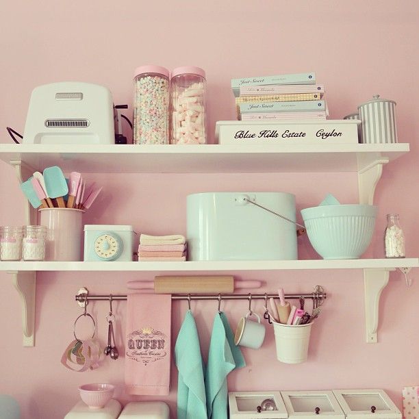 394 Best I M So Retro Images On Pinterest Vintage Kitchen Such A Cute Little Kitchen Arrangements Pastels Give Any Retro Look