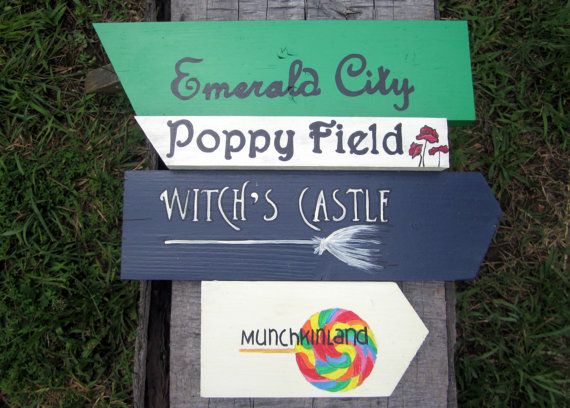 the wizard of oz decoration the wizard of oz decor the wizard of oz signs halloween decorations yard art