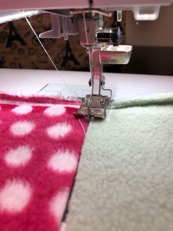 Scrappy Fleece Blanket Tutorial Quilting Pinterest Sewing Interesting How To Quilt A Blanket With Sewing Machine Scrappy Fleece Blanket Tutorial Quilting Pinterest Sewing Interesting How To Quilt A Blanket With Sewing Machine