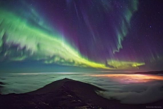 特大の磁気嵐が地球各地にもたらしている壮絶なオーロラの数々の風景 地球の記録 アース カタストロフ レビュー Magical Sky Aurora Borealis Geomagnetic Storm