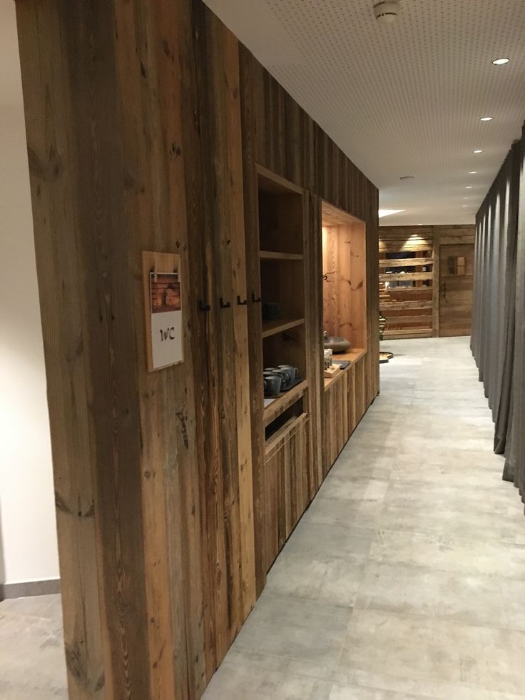 Oostenrijks hout. | Houtfineer, Badkamer modern, Tuinkamer