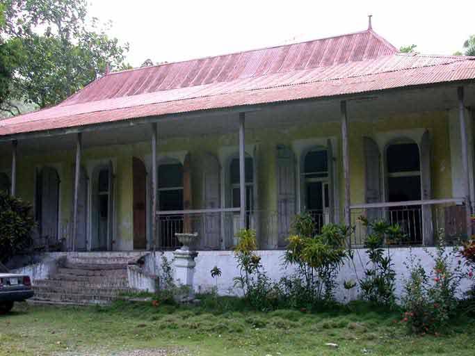 A 200 m de la mer, 5 km de la montagne,à Sainte-Rose,Guadeloupe - construire sa maison en guadeloupe A 200 m de la mer, 5 km de la montagne,à Sainte-Rose,Guadeloupe - construire sa maison en guadeloupe