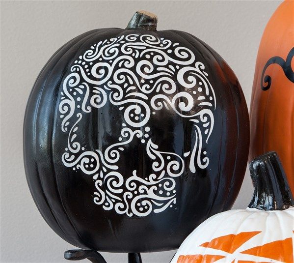 its labor day so that means its officially okay to decorate for halloween right i used one of my favorite digital images as a stencil to make this